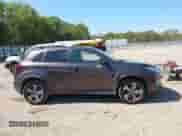 2020 Mitsubishi Outlander SE z VIN JA4AP4AU4LU008540, wystawiony jako IAAI lot #43328500 z przebiegiem 89 712 mil mil oraz . Historia ofert i sprzedaży dostępna na DreamBid. Obrazek 13.