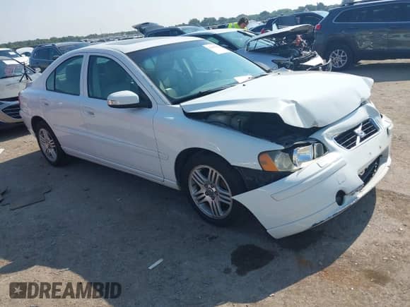 2009 Volvo S60 2.5T with VIN YV1RS592292740096, listed as a IAAI auction lot 42903092 with 163,275 mi miles and . Bid and sale history available at DreamBid. Image 1.
