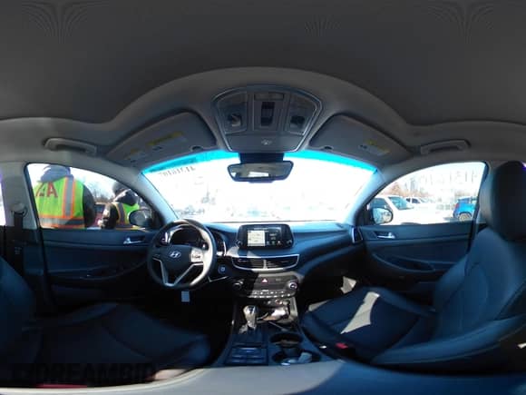 2020 Hyundai Tucson Limited with VIN KM8J3CAL3LU265056, listed as a IAAI auction lot 41316107 with 35,968 mi miles and . Bid and sale history available at DreamBid. Image 21.