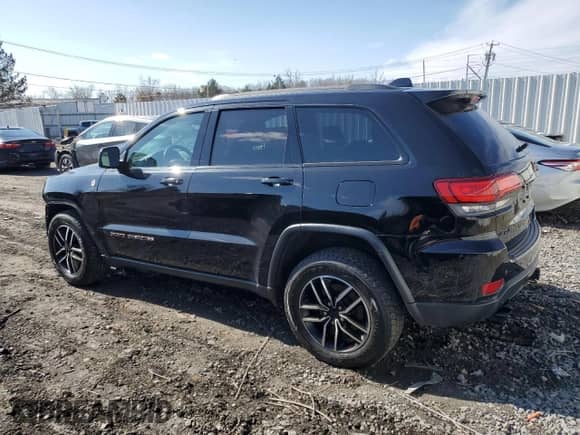 2017 Jeep Grand Cherokee Trailhawk z VIN 1C4RJFLT5HC678203, wystawiony jako Copart lot #49504465 z przebiegiem 136 353 mil mil oraz Nie do naprawy • Non repairable. Historia ofert i sprzedaży dostępna na DreamBid. Obrazek 2.