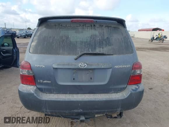 2006 Toyota Highlander w/3rd Row z VIN JTEEP21A660165186, wystawiony jako IAAI lot #43393453 z przebiegiem 171 977 mil mil oraz . Historia ofert i sprzedaży dostępna na DreamBid. Obrazek 17.