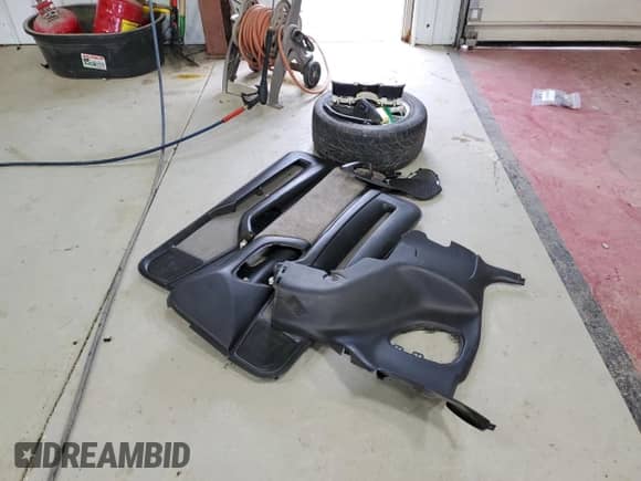 2001 Chevrolet Camaro with VIN 2G1FP22K812100842, listed as a Copart auction lot 79681984 with 139,424 mi miles and Clean title. Bid and sale history available at DreamBid. Image 12.