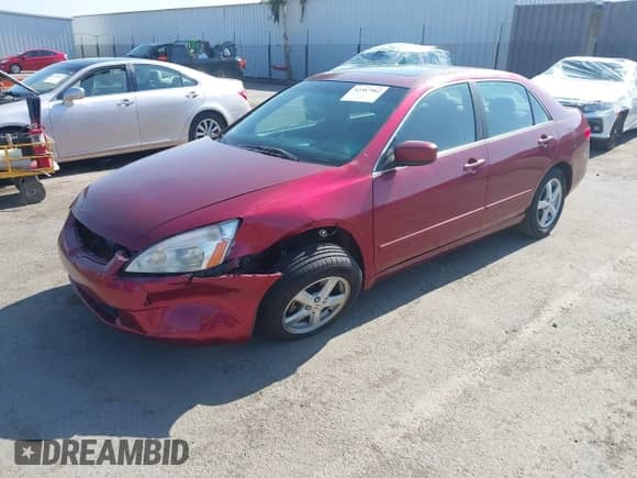 2005 Honda Accord EX с VIN 1HGCM56705A154990, выставлен на аукционе IAAI как лот 42587962 с пробегом 232 878 миль миль и . История ставок и продаж доступна на DreamBid. Изображение 2.