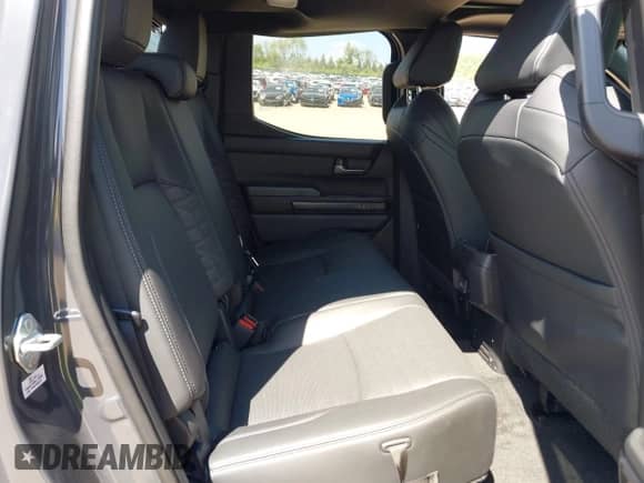 2024 Toyota Tacoma SR5 z VIN 3TMLB5JN2RM054571, wystawiony jako IAAI lot #42572496 z przebiegiem 7 157 mil mil oraz . Historia ofert i sprzedaży dostępna na DreamBid. Obrazek 8.