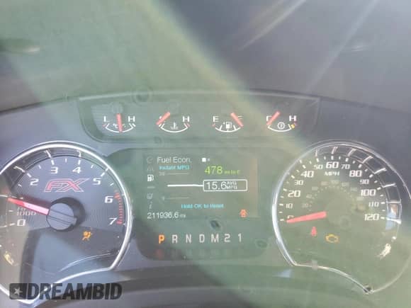 2014 Ford F-150 FX4 with VIN 1FTFW1ET7EFA76627, listed as a Copart auction lot 82537525 with 211,936 mi miles and Clean title. Bid and sale history available at DreamBid. Image 9.