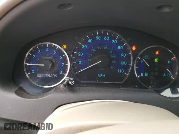 2010 Toyota Sienna CE z VIN 5TDKK4CC9AS341928, wystawiony jako Copart lot #86047675 z przebiegiem 169 006 mil mil oraz Szkoda całkowita • Salvage title. Historia ofert i sprzedaży dostępna na DreamBid. Obrazek 9.