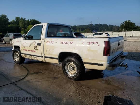 1992 Chevrolet Silverado 1500 с VIN 1GCDC14Z3NZ204754, выставлен на аукционе Copart как лот 67811555 с пробегом 309 332 миль миль и На запчасти • Non repairable. История ставок и продаж доступна на DreamBid. Изображение 2.