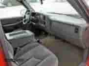 2005 Chevrolet Silverado 1500 z VIN 1GCEC14X45Z352690, wystawiony jako Copart lot #63140875 z przebiegiem 105 293 mil mil oraz Szkoda całkowita • Salvage title. Historia ofert i sprzedaży dostępna na DreamBid. Obrazek 8.