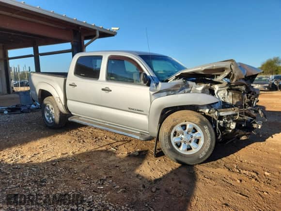 2007 Toyota Tacoma PreRunner with VIN 3TMJU62N87M040340, listed as a Copart auction lot 86103645 with Not provided miles and Salvage title. Bid and sale history available at DreamBid. Image 4.