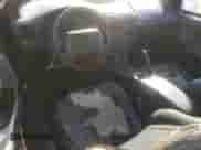 1998 Chevrolet Camaro z VIN 2G1FP22K6W2113323, wystawiony jako Copart lot #83366574 z przebiegiem 218 695 mil mil oraz Szkoda całkowita • Salvage title. Historia ofert i sprzedaży dostępna na DreamBid. Obrazek 8.