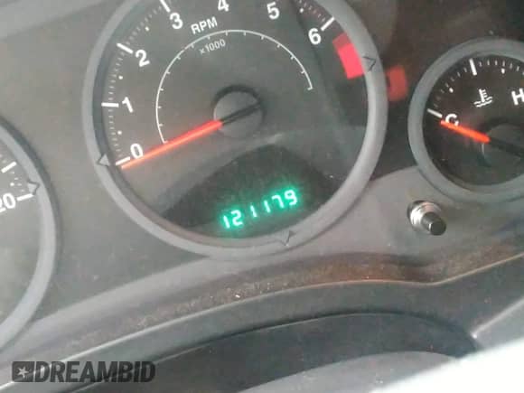 2008 Jeep Compass Sport with VIN 1J8FT47W58D616728, listed as a IAAI auction lot 43398564 with 121,179 mi miles and . Bid and sale history available at DreamBid. Image 15.