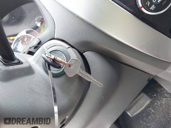 2008 Hyundai Tucson SE with VIN KM8JN12D18U895784, listed as a IAAI auction lot 42368772 with 139,764 mi miles and . Bid and sale history available at DreamBid. Image 11.