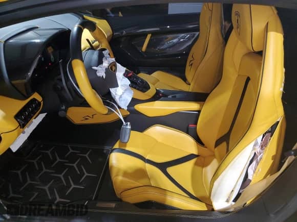 2016 Lamborghini Aventador with VIN ZHWUF3ZD1GLA04746, listed as a Copart auction lot 72341954 with 28,077 mi miles and Salvage title. Bid and sale history available at DreamBid. Image 7.