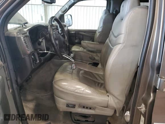 2006 Chevrolet Express Cargo YF7 Upfitter с VIN 1GBFG15T061264776, выставлен на аукционе Copart как лот 62745565 с пробегом 365 588 миль миль и Списание • Salvage title. История ставок и продаж доступна на DreamBid. Изображение 7.