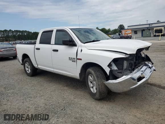 2019 Ram 1500 Tradesman z VIN 1C6RR7KM6KS725316, wystawiony jako Copart lot #57551315 z przebiegiem 62 732 mil mil oraz Szkoda całkowita • Salvage title. Historia ofert i sprzedaży dostępna na DreamBid. Obrazek 4.