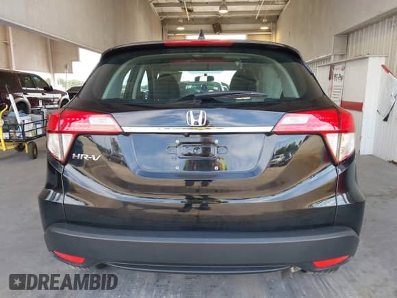 2022 Honda HR-V LX с VIN 3CZRU5H39NM743908, выставлен на аукционе IAAI как лот 42755697 с пробегом 37 470 миль миль и . История ставок и продаж доступна на DreamBid. Изображение 17.