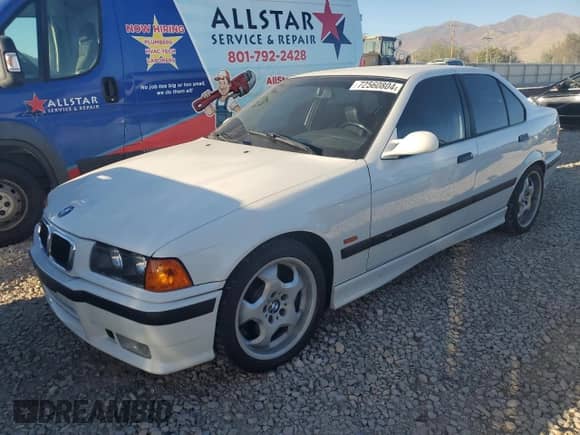 1997 BMW M3 с VIN WBSCD032XVEE11393, выставлен на аукционе Copart как лот 72560804 с пробегом 195 456 миль миль и Списание • Salvage title. История ставок и продаж доступна на DreamBid. Изображение 1.