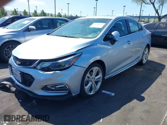 2017 Chevrolet Cruze Premier с VIN 1G1BF5SM8H7181784, выставлен на аукционе IAAI как лот 43303597 с пробегом 56 414 миль миль и . История ставок и продаж доступна на DreamBid. Изображение 2.