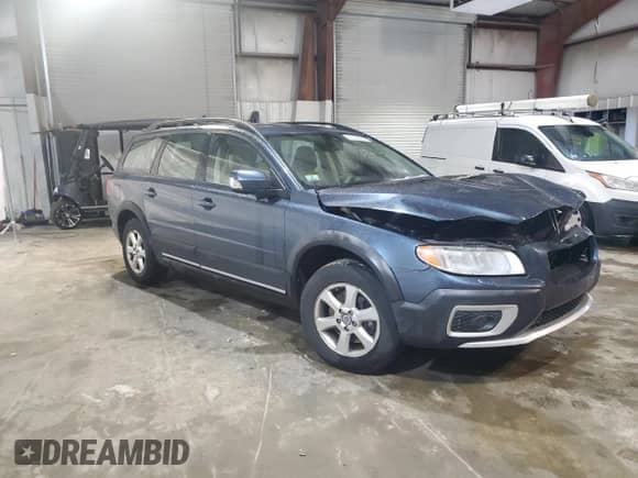2008 Volvo XC70 with VIN YV4BZ982181031768, listed as a Copart auction lot 49125925 with Not provided miles and Clean title. Bid and sale history available at DreamBid. Image 4.