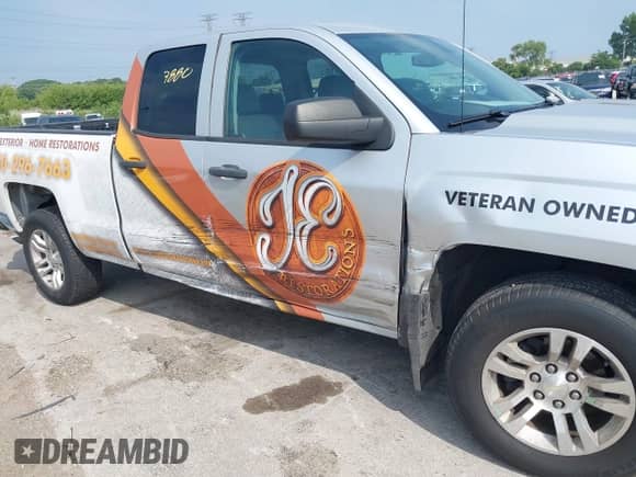 2017 Chevrolet Silverado 1500 Custom с VIN 1GCRCPEC5HZ398145, выставлен на аукционе IAAI как лот 42787880 с пробегом 190 381 миль миль и . История ставок и продаж доступна на DreamBid. Изображение 6.