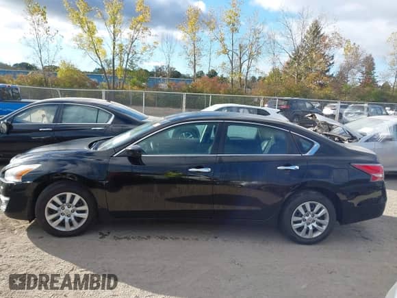 2015 Nissan Altima S z VIN 1N4AL3AP8FC100644, wystawiony jako IAAI lot #43436771 z przebiegiem 90 972 mil mil oraz . Historia ofert i sprzedaży dostępna na DreamBid. Obrazek 14.