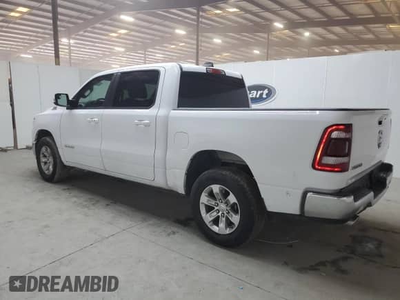 2024 Ram 1500 Laramie z VIN 1C6RREJT4RN220011, wystawiony jako Copart lot #69116525 z przebiegiem 46 649 mil mil oraz Czysty tytuł • Clean title. Historia ofert i sprzedaży dostępna na DreamBid. Obrazek 2.