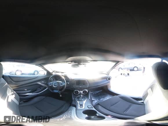 2019 Chevrolet Camaro 1LT z VIN 1G1FB3DS7K0116843, wystawiony jako IAAI lot #43158590 z przebiegiem 135 841 mil mil oraz . Historia ofert i sprzedaży dostępna na DreamBid. Obrazek 19.