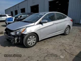 2017 Hyundai Accent SE с VIN KMHCT4AE7HU265701, выставлен на аукционе Copart как лот 81077085 с пробегом 194 301 миль миль и Списание • Salvage title. История ставок и продаж доступна на DreamBid. Изображение 1.
