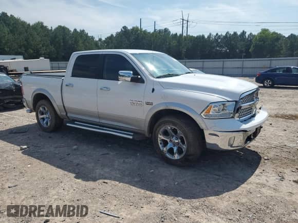 2017 Ram 1500 Laramie with VIN 1C6RR7NT5HS772624, listed as a Copart auction lot 67462175 with 91,279 mi miles and Salvage title. Bid and sale history available at DreamBid. Image 4.