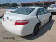 2009 Toyota Camry LE z VIN 4T1BE46K59U880088, wystawiony jako IAAI lot #43210981 z przebiegiem 63 904 mil mil oraz . Historia ofert i sprzedaży dostępna na DreamBid. Obrazek 4.