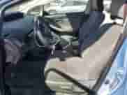 2015 Toyota Prius Advanced z VIN JTDKN3DP3F3073129, wystawiony jako Copart lot #69809715 z przebiegiem 194 678 mil mil oraz Szkoda całkowita • Salvage title. Historia ofert i sprzedaży dostępna na DreamBid. Obrazek 7.