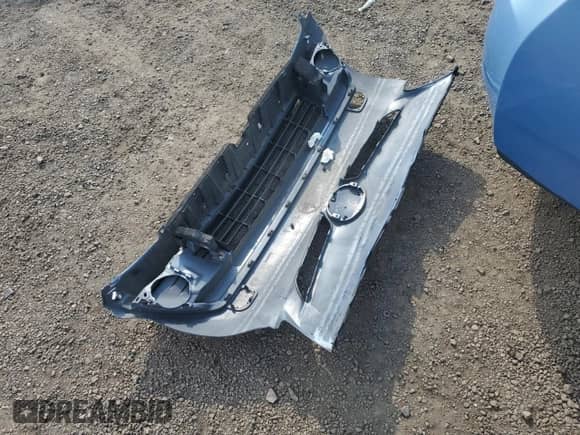 2012 Toyota Prius с VIN JTDKN3DP0C3010601, выставлен на аукционе Copart как лот 81266105 с пробегом Не указан миль и На запчасти • Non repairable. История ставок и продаж доступна на DreamBid. Изображение 12.