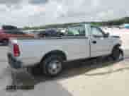 2003 Ford F-150 XL с VIN 1FTRF17263NB30522, выставлен на аукционе Copart как лот 67558875 с пробегом Не указан миль и На запчасти • Non repairable. История ставок и продаж доступна на DreamBid. Изображение 3.