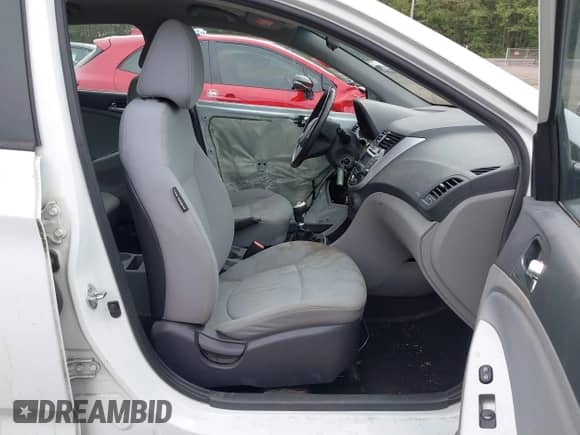 2013 Hyundai Accent SE с VIN KMHCU5AE9DU114128, выставлен на аукционе IAAI как лот 43328837 с пробегом 154 782 миль миль и . История ставок и продаж доступна на DreamBid. Изображение 5.