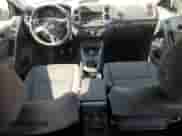 2012 Volkswagen Tiguan S с VIN WVGCV7AX0CW565638, выставлен на аукционе Copart как лот 62784105 с пробегом 120 362 миль миль и Списание • Salvage title. История ставок и продаж доступна на DreamBid. Изображение 8.