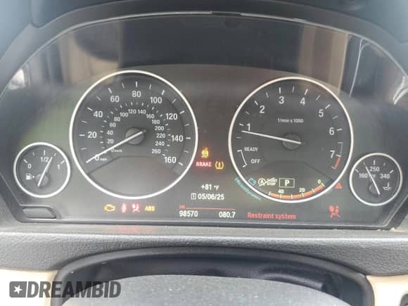 2015 BMW 4 Series 428i xDrive с VIN WBA3N9C59FK246615, выставлен на аукционе Copart как лот 58202885 с пробегом 98 570 миль миль и Списание • Salvage title. История ставок и продаж доступна на DreamBid. Изображение 9.