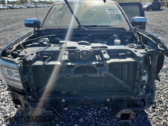 2016 GMC Sierra 1500 Denali с VIN 3GTU2PEC9GG336890, выставлен на аукционе Copart как лот 82690535 с пробегом 155 793 миль миль и Чистый • Clean title. История ставок и продаж доступна на DreamBid. Изображение 11.