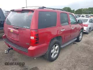 2012 Chevrolet Tahoe LS z VIN 1GNSCAE04CR325921, wystawiony jako IAAI lot #42682801 z przebiegiem 165 407 mil mil oraz . Historia ofert i sprzedaży dostępna na DreamBid. Obrazek 4.