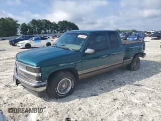 1996 Chevrolet Silverado 1500 с VIN 2GCEC19R5T1159058, выставлен на аукционе Copart как лот 61106305 с пробегом 294 282 миль миль и Списание • Salvage title. История ставок и продаж доступна на DreamBid. Изображение 1.