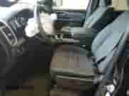 2023 Ram 1500 Big Horn z VIN 1C6SRFMT7PN547809, wystawiony jako Copart lot #56602305 z przebiegiem 17 978 mil mil oraz Szkoda całkowita • Salvage title. Historia ofert i sprzedaży dostępna na DreamBid. Obrazek 7.