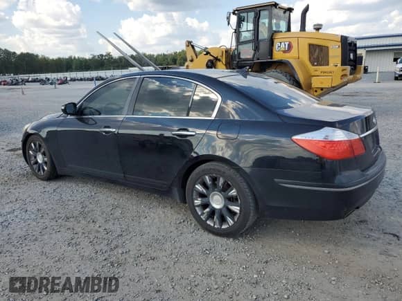 2011 Hyundai Genesis с VIN KMHGC4DE4BU117462, выставлен на аукционе Copart как лот 84875735 с пробегом 247 807 миль миль и Списание • Salvage title. История ставок и продаж доступна на DreamBid. Изображение 2.
