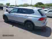 2024 Volkswagen Tiguan SE с VIN 3VV2B7AX9RM034389, выставлен на аукционе IAAI как лот 42579107 с пробегом 18 080 миль миль и . История ставок и продаж доступна на DreamBid. Изображение 3.