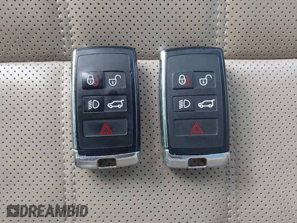 2019 Land Rover Range Rover Sport HSE с VIN SALWR2RV6KA834743, выставлен на аукционе IAAI как лот 43373263 с пробегом 85 317 миль миль и . История ставок и продаж доступна на DreamBid. Изображение 11.