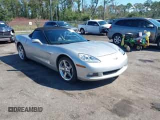 2005 Chevrolet Corvette с VIN 1G1YY34U155123951, выставлен на аукционе IAAI как лот 43310538 с пробегом 84 085 миль миль и . История ставок и продаж доступна на DreamBid. Изображение 1.