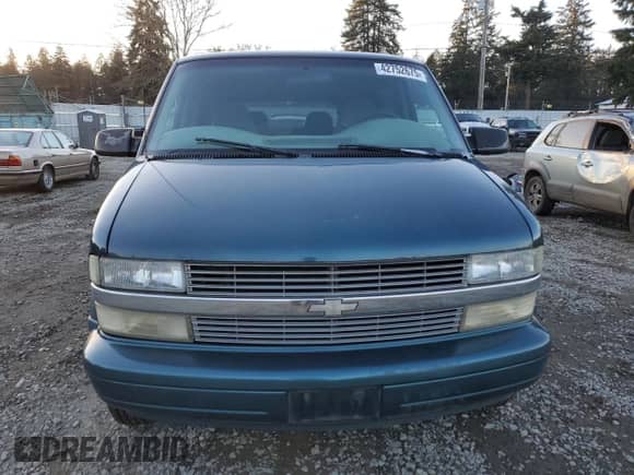 2001 Chevrolet Astro с VIN 1GNDM19W21B104358, выставлен на аукционе Copart как лот 42752675 с пробегом 214 327 миль миль и Списание • Salvage title. История ставок и продаж доступна на DreamBid. Изображение 5.