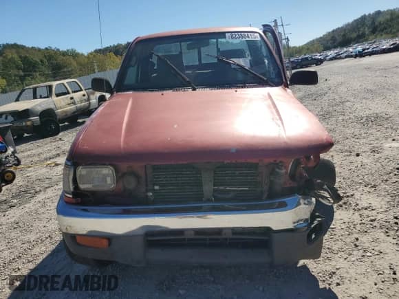 1996 Toyota Tacoma z VIN 4TAPM62N7TZ136944, wystawiony jako Copart lot #82388415 z przebiegiem 203 425 mil mil oraz Szkoda całkowita • Salvage title. Historia ofert i sprzedaży dostępna na DreamBid. Obrazek 5.