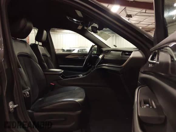 2021 Jeep Grand Cherokee Altitude with VIN 1C4RJKAG1M8188658, listed as a IAAI auction lot 43014715 with 142,109 mi miles and . Bid and sale history available at DreamBid. Image 5.