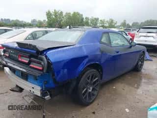 2018 Dodge Challenger T/A with VIN 2C3CDZBT7JH309883, listed as a IAAI auction lot 42835272 with 17,165 mi miles and . Bid and sale history available at DreamBid. Image 4.