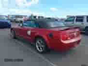 2005 Ford Mustang Deluxe с VIN 1ZVFT84N855231273, выставлен на аукционе IAAI как лот 43504723 с пробегом 162 784 миль миль и . История ставок и продаж доступна на DreamBid. Изображение 3.