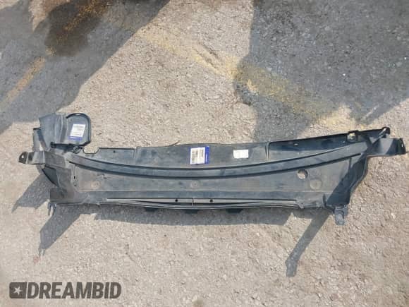 2004 Volvo S60 с VIN YV1RS61T342329485, выставлен на аукционе IAAI как лот 42874433 с пробегом 139 059 миль миль и . История ставок и продаж доступна на DreamBid. Изображение 12.